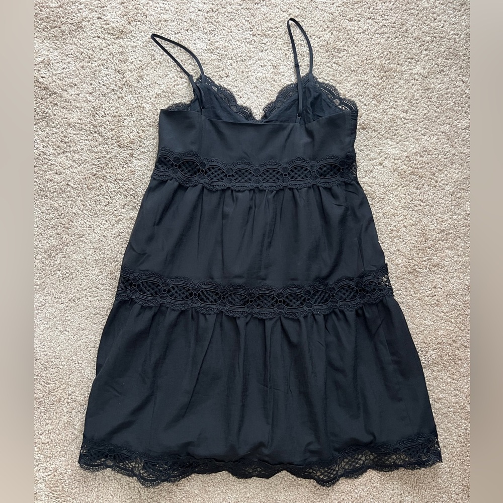 Express Lace Detailed Trapeze Dress - Picture 5 of 5